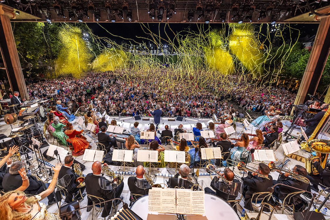 André Rieu’s 2025 Maastricht Concert: Waltz the Night Away!