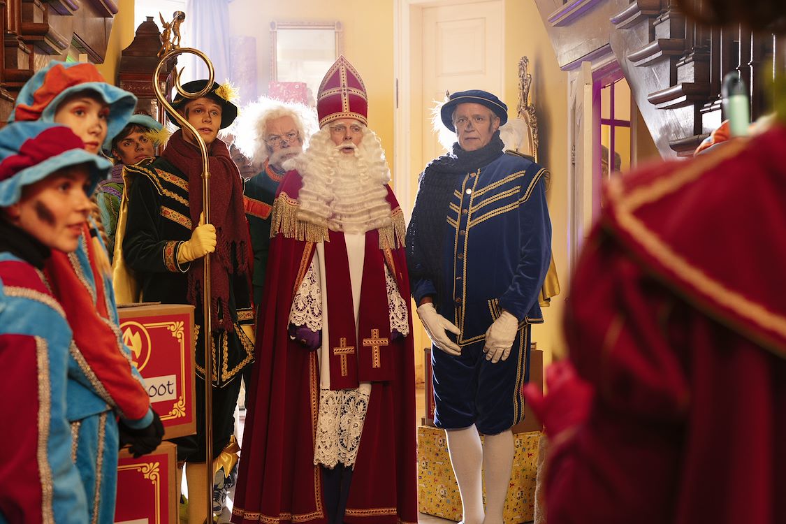 De Grote Sinterklaasfilm en de vliegende pieten