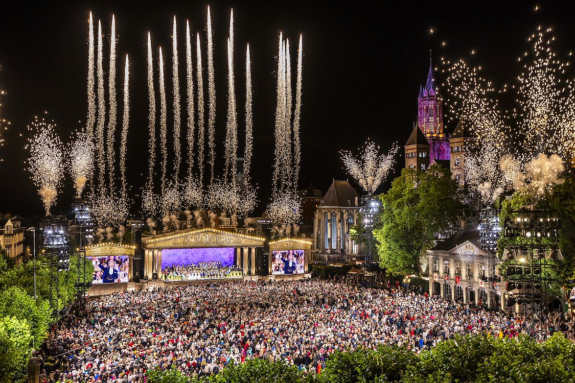 André Rieu’s 2025 Maastricht Concert: Waltz the Night Away!